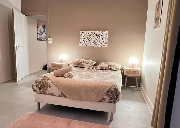 Jaude - Cosy En Centre Apartment